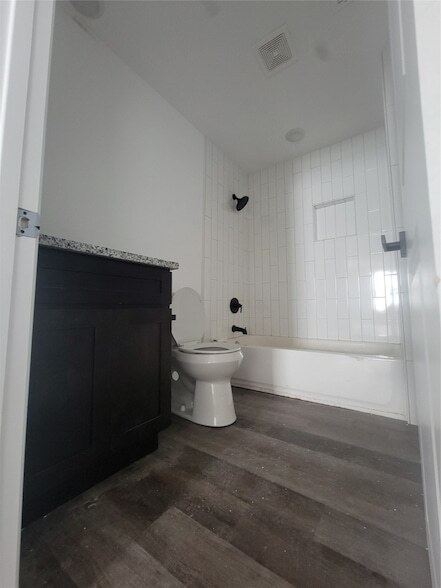 Building Photo - 3024 N Crump St
