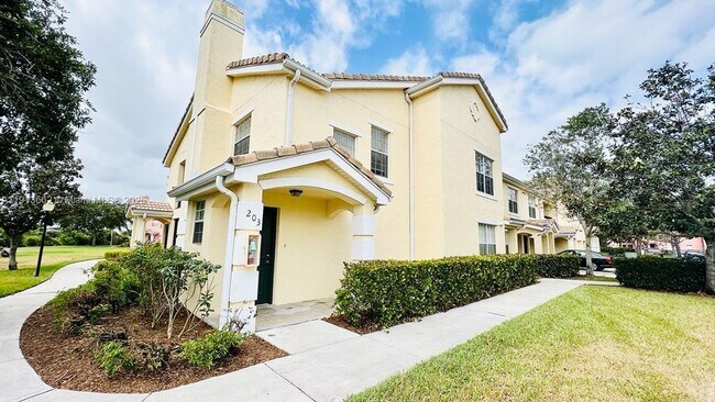 Building Photo - 124 SW Peacock Blvd