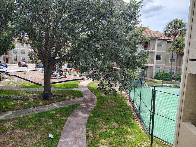 Building Photo - 3024 Parkway Blvd