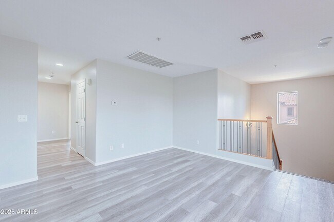 Building Photo - 6342 W Harwell Rd