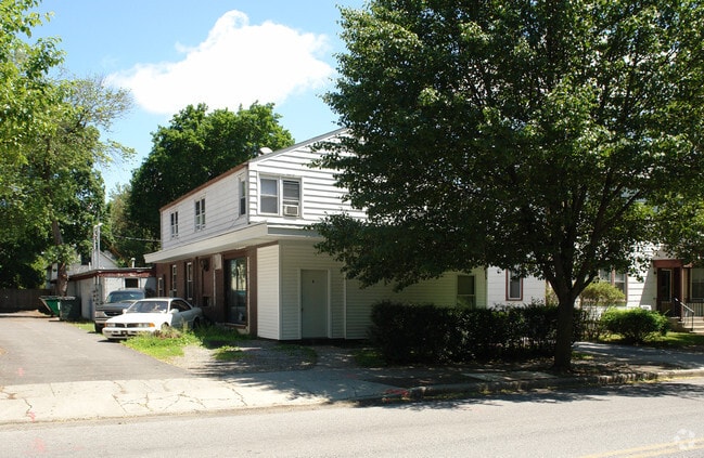 Building - Vassar College Apartments