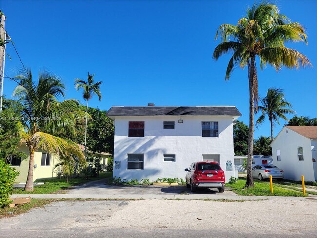 Building Photo - 8315 NE Miami Ct