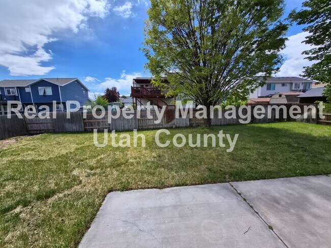 Building Photo - Great Lehi Home