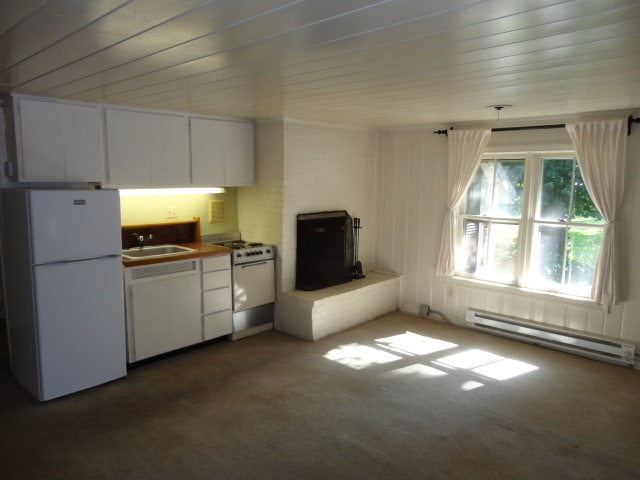 Building Photo - 8134 Chagrin Rd