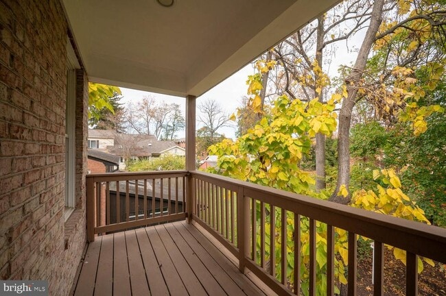 Building Photo - 119 E Jefferson St