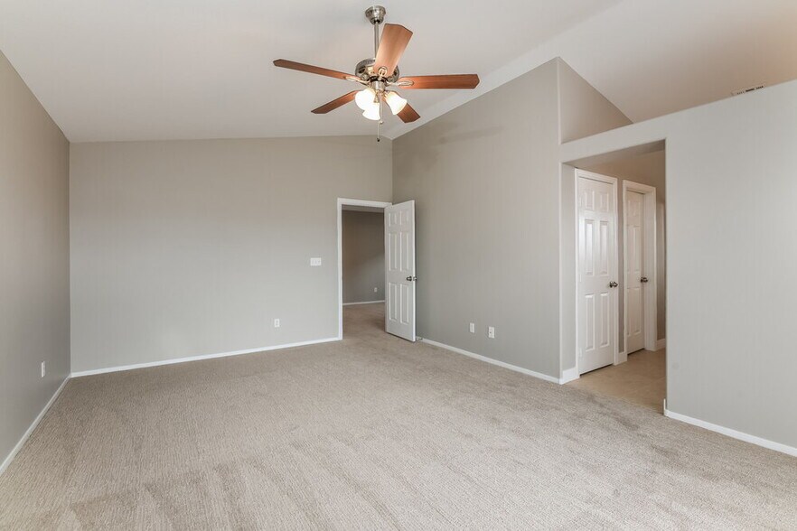 Building Photo - 6317 Rubylyn Ave