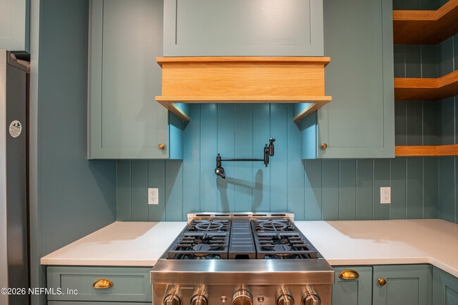 Building Photo - 11 Mascotte Pl