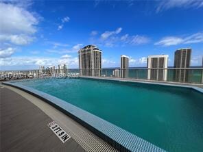 Building Photo - 2602 E Hallandale Beach Blvd