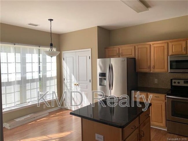 Building Photo - 8419 Heron Glen Dr