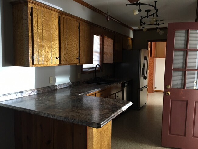 Building Photo - 6274 Chickasawhay St