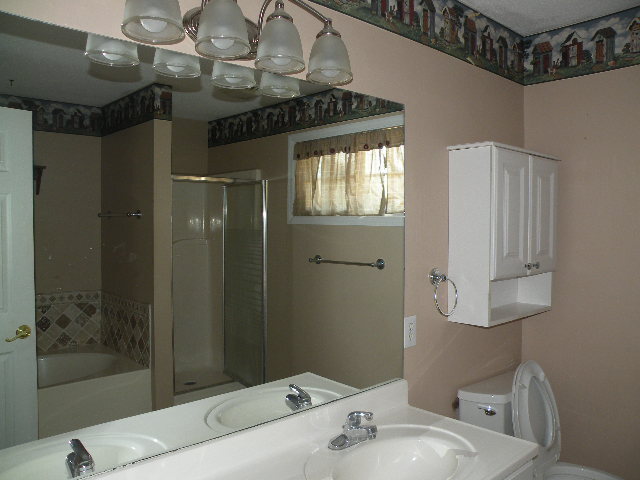 Building Photo - 403 Jacqueline Dr