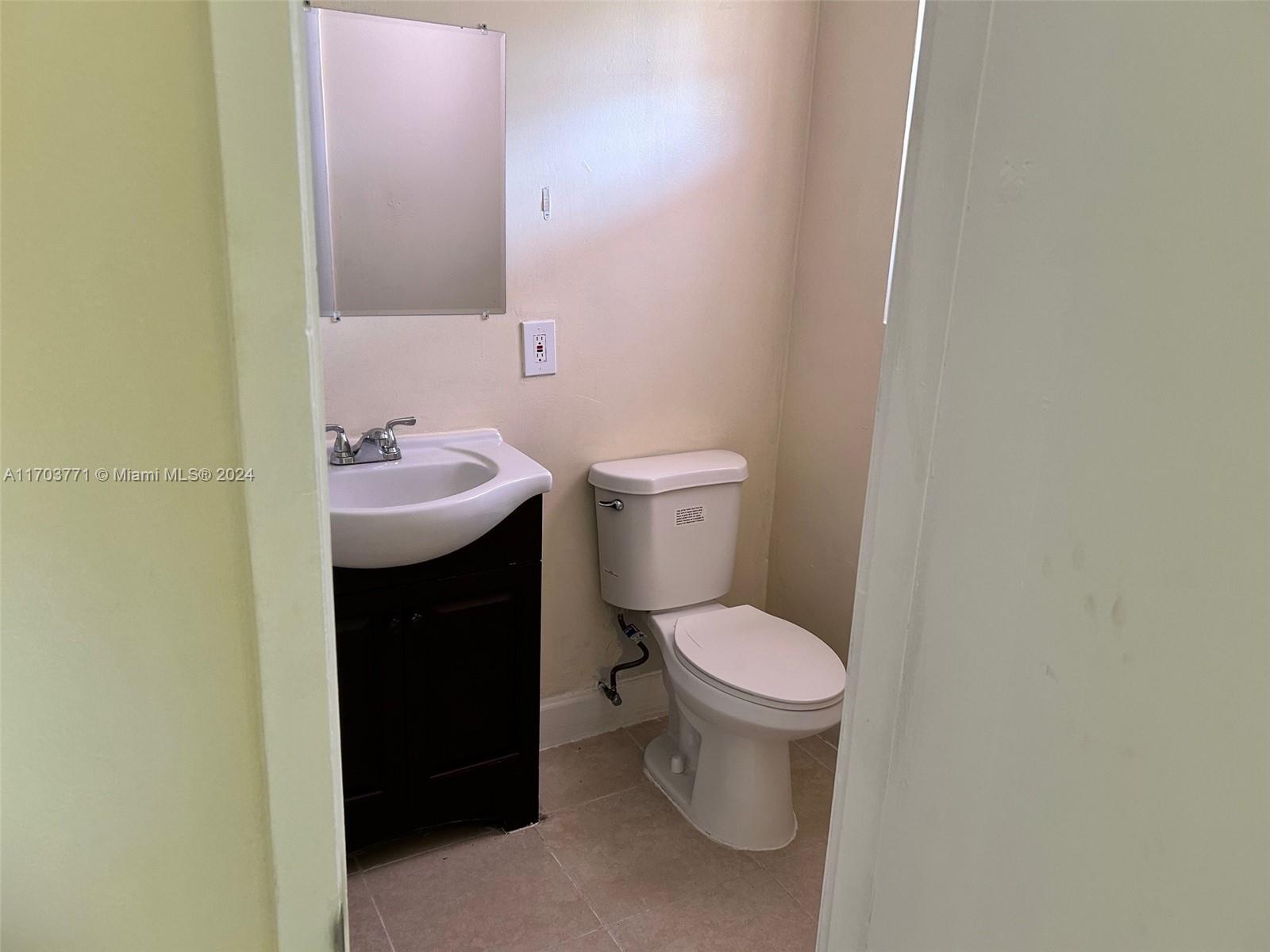 Building Photo - 14710 S Spur Dr