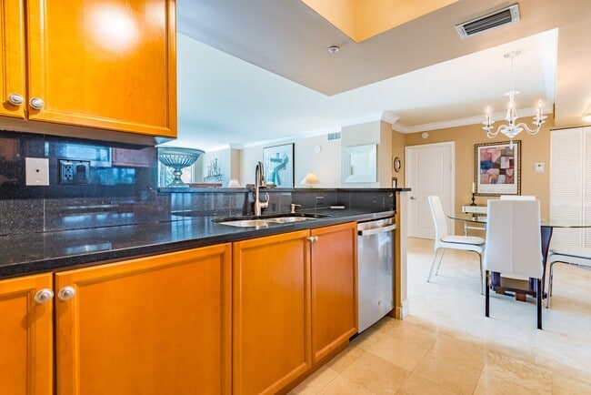 Building Photo - 99 SE Mizner Blvd