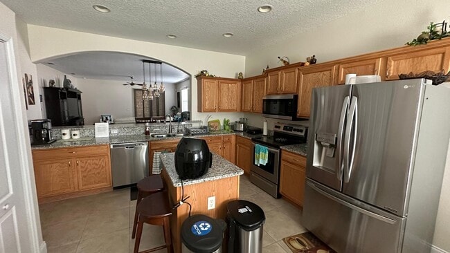 Building Photo - 412 Waterside Cir