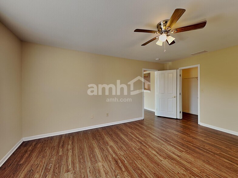 Building Photo - 6501 Rushing River