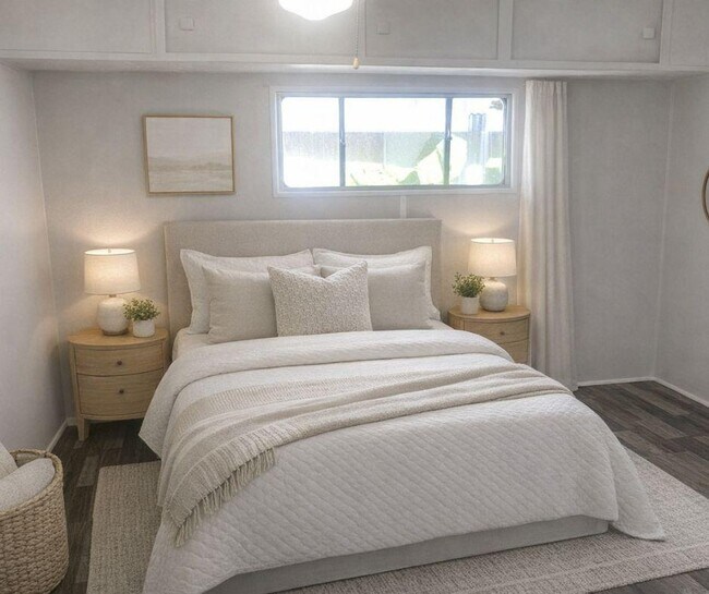 Building Photo - 4 Circle Dr