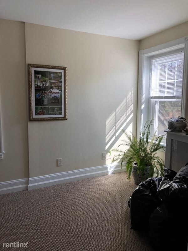 Building Photo - 400 Bethlehem Pike