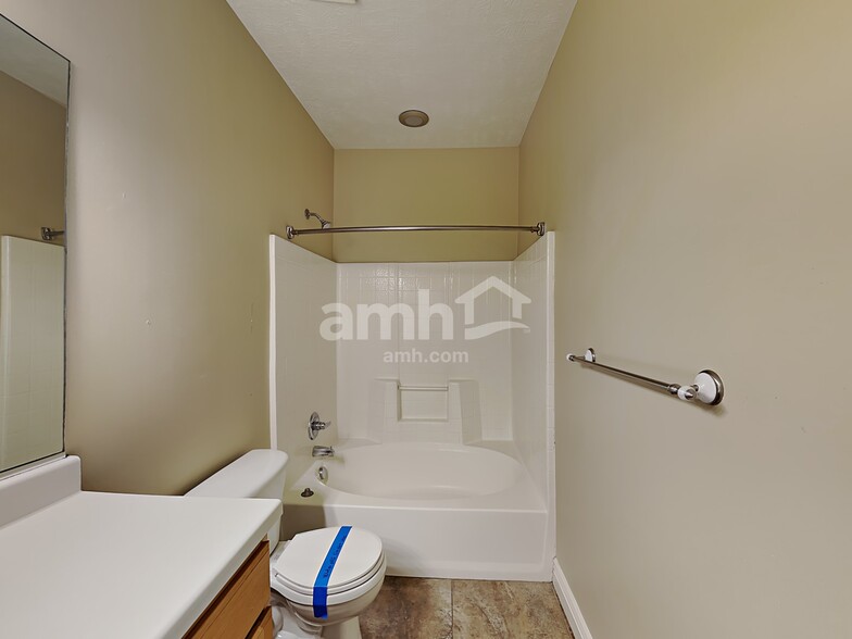 Building Photo - 6249 W Imperial Oak Dr