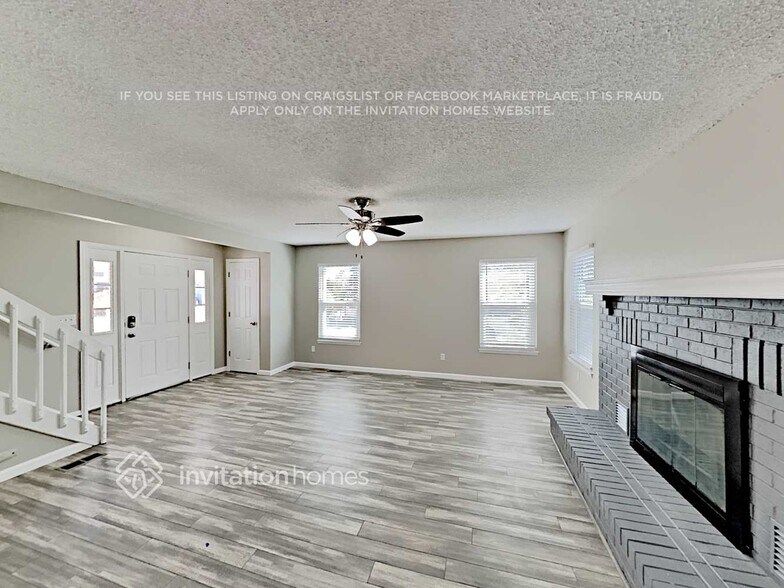 Building Photo - 2113 Beacham Dr