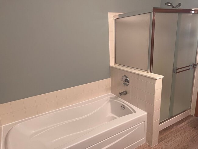 Building Photo - 5111 Freeport Ct