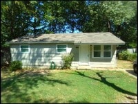 Building Photo - 7410 Valley Dr