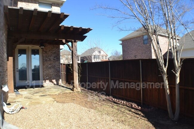 Building Photo - 1466 Cambridge Dr