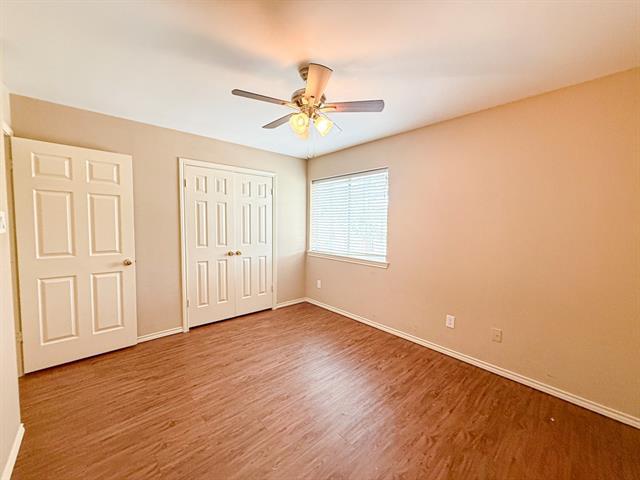 Building Photo - 8902 Bayshore Ln