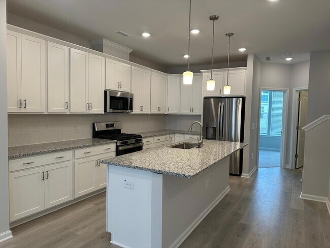 Building Photo - 1106 Harmony Trl