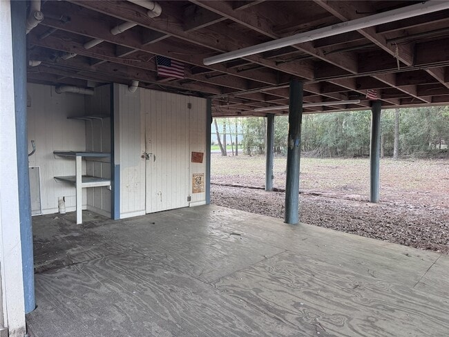 Building Photo - 600 St Lawrence River Rd