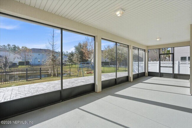 Building Photo - 102 Ann Scott Dr