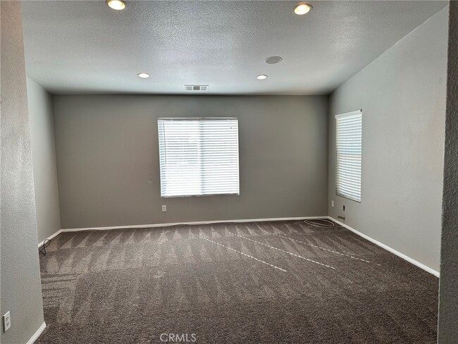Building Photo - 14886 Shetland Ct