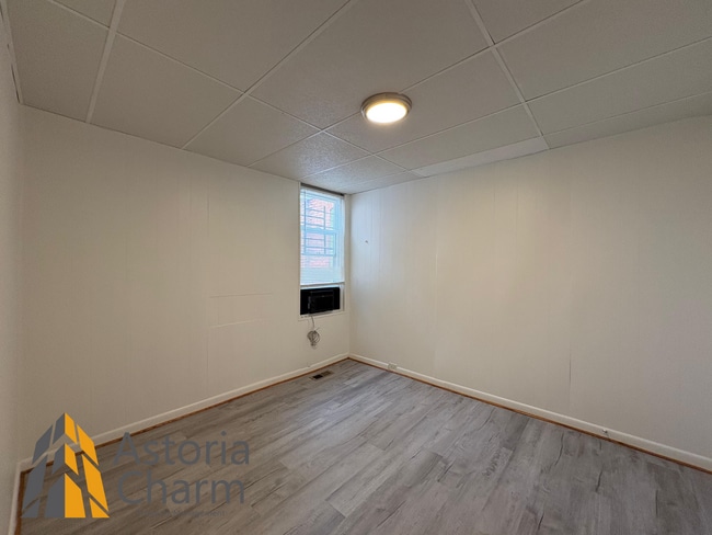 Building Photo - Updated 4 BR Home with Spacious Yard & Pre...