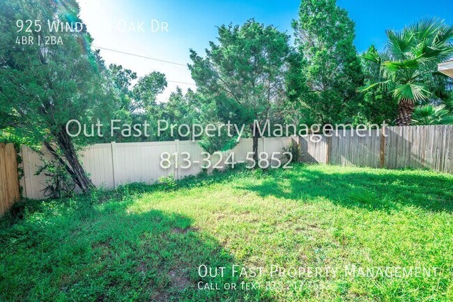 Building Photo - 925 Windton Oak Dr
