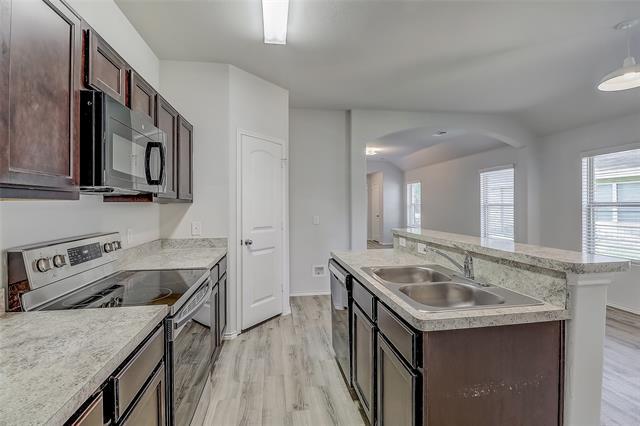 Building Photo - 1506 Cardinal Dr