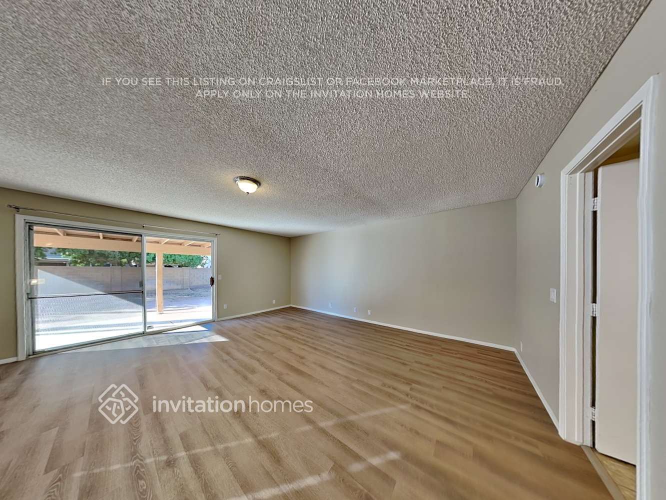 Building Photo - 8445 W Emile Zola Ave