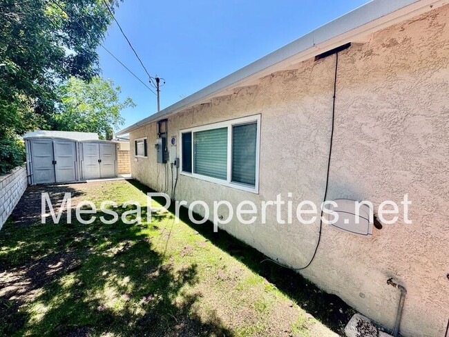 Building Photo - 1296 Grove Ave