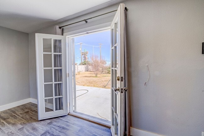 Building Photo - Status: Accepting Applications