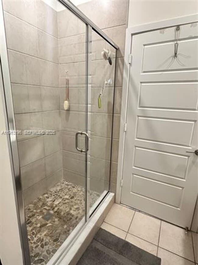 Building Photo - 7925 NW 104th Ave