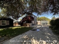 Building Photo - 516 18th Ave N