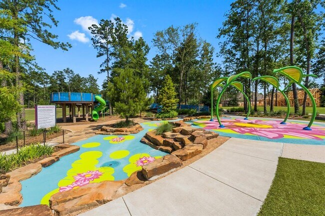 Building Photo - 15823 Bird of Paradise Dr