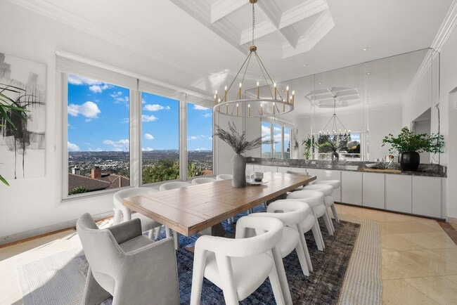 Building Photo - Custom Del Cerro Home with Views