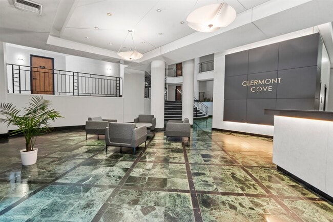 Building Photo - 1 Greene St