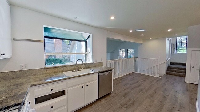 Building Photo - 2438 Brittany Woods Ln
