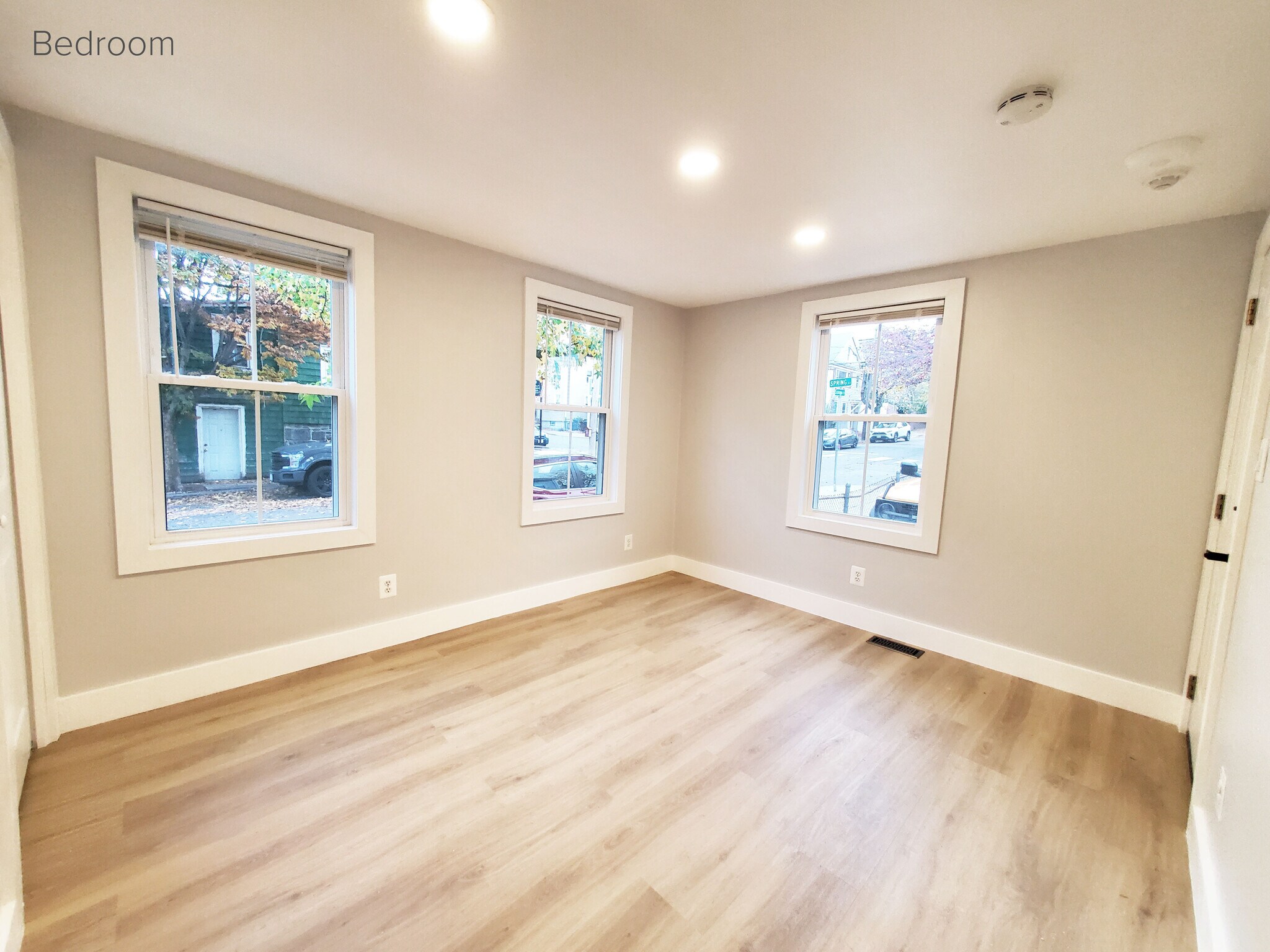 Building Photo - 98 Sciarappa St