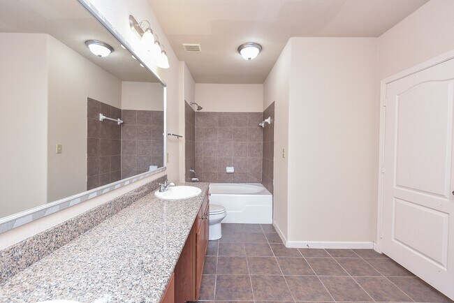 Building Photo - 1711 Old Spanish Trl