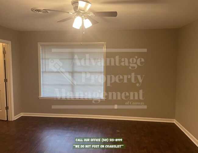 Building Photo - 11 Pamela Ln