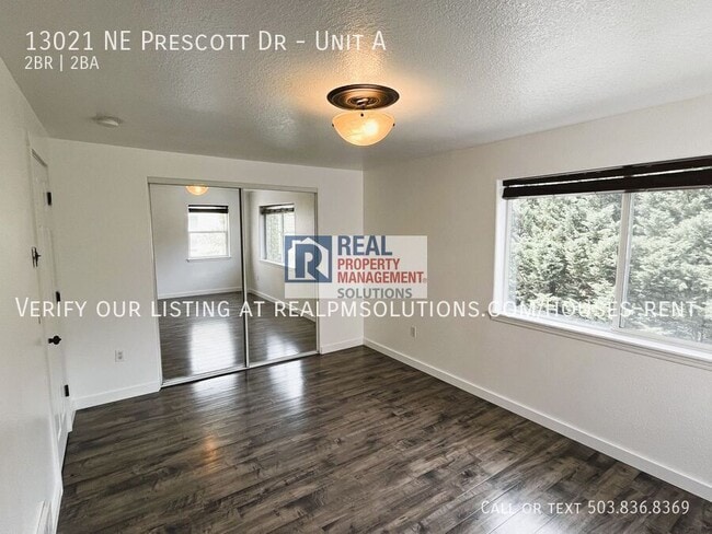 Building Photo - 13021 NE Prescott Dr