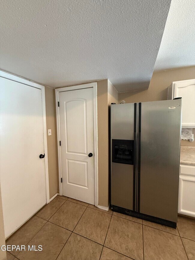 Building Photo - 3644 Tierra Bahia Dr