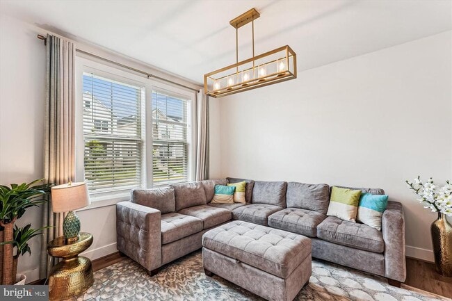 Building Photo - 42023 Spring Air Dr
