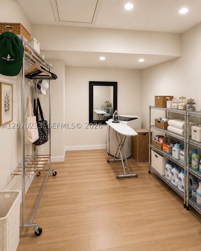 Building Photo - 8345 SW 82nd St